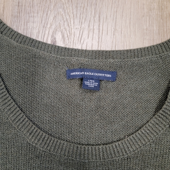 American Eagle Outfitters Large Olive Green Cold Shoulder Sweater Bell Sleeves - Picture 5 of 10